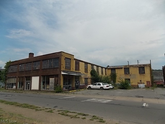 320 N 5th Street Steubenville OH 43952