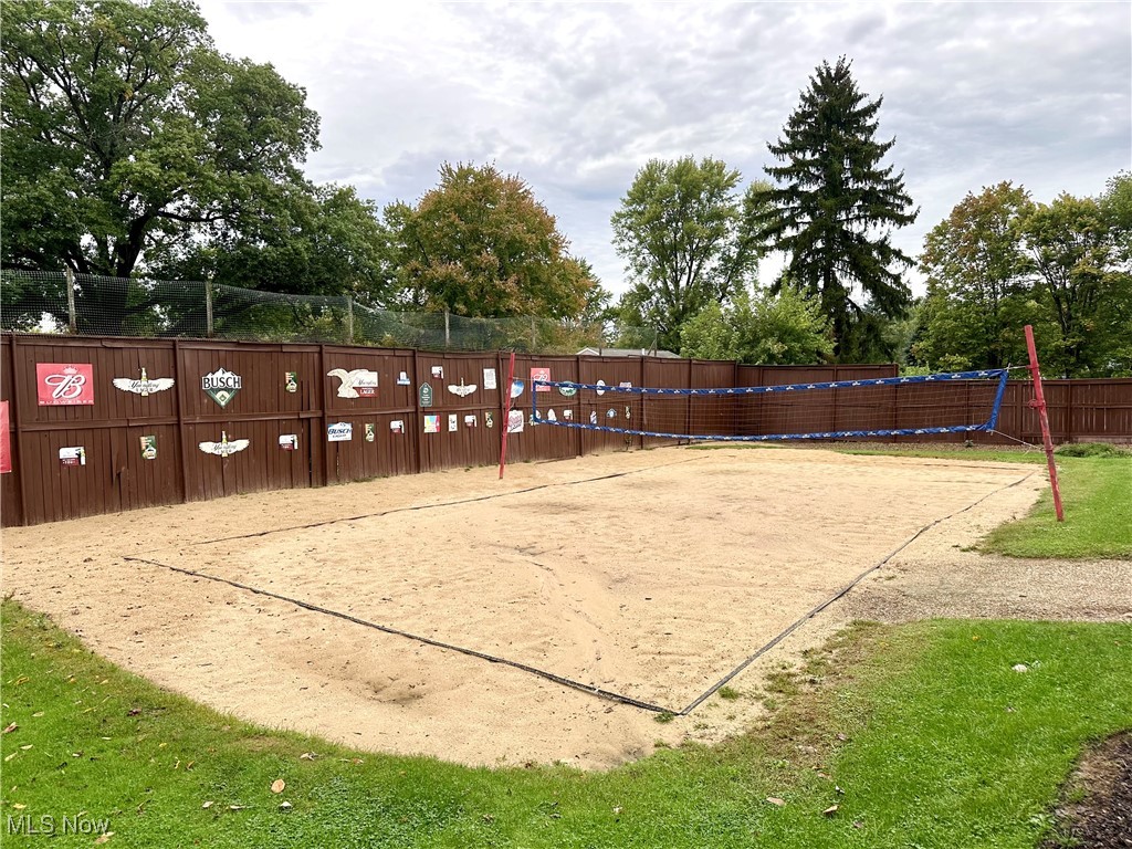 1111 Niles Cortland Road NE Howland OH 44484