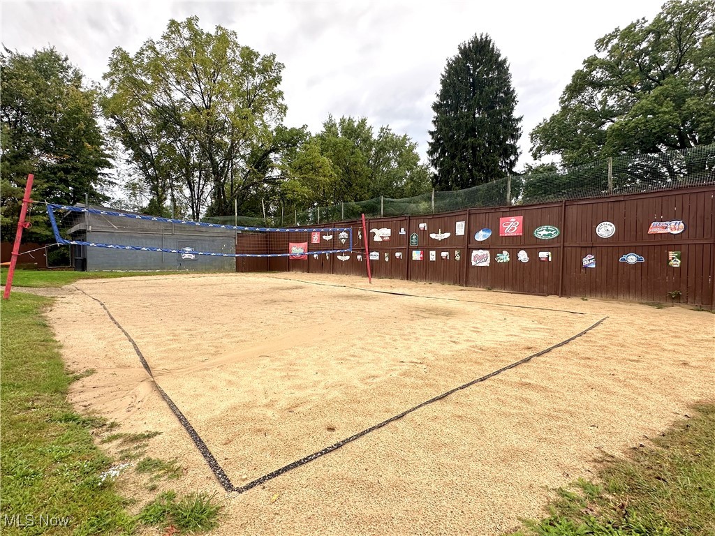 1111 Niles Cortland Road NE Howland OH 44484