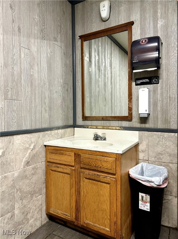 1111 Niles Cortland Road NE Howland OH 44484