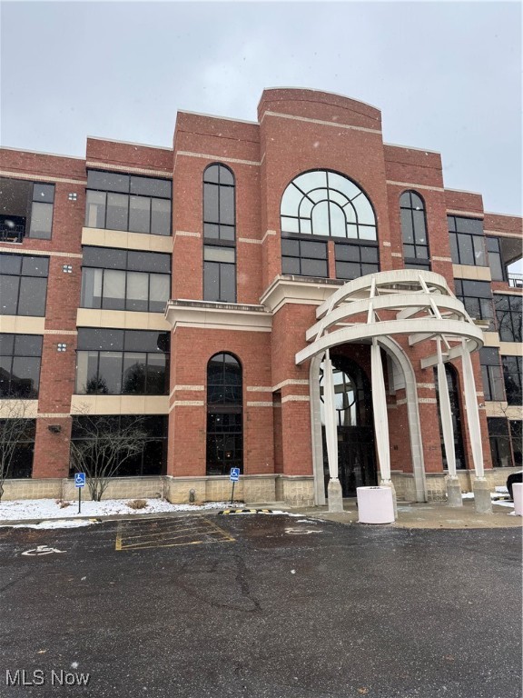 822 Kumho Drive Fairlawn OH 44333