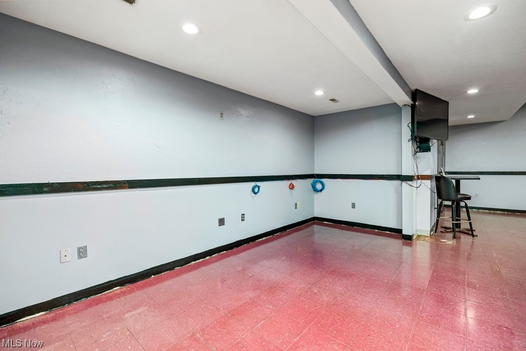 8741 W Ridge Elyria OH 44035