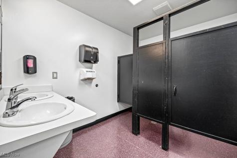 8741 W Ridge Elyria OH 44035