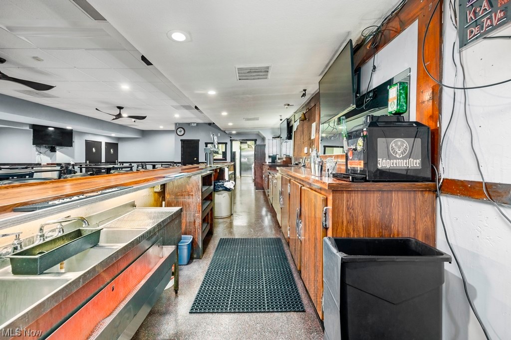 8741 W Ridge Elyria OH 44035