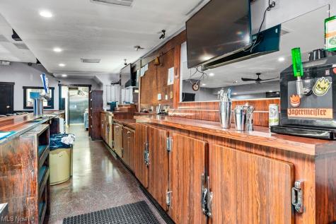 8741 W Ridge Elyria OH 44035