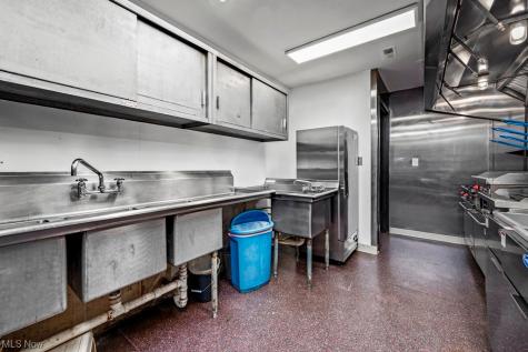 8741 W Ridge Elyria OH 44035