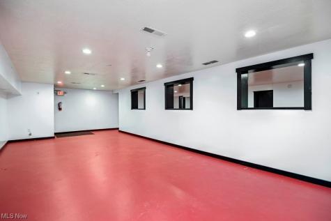 8741 W Ridge Elyria OH 44035