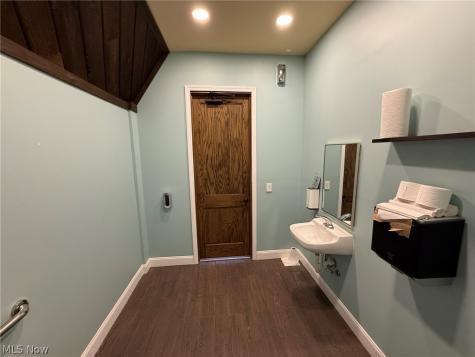 10804 Wilkshire Boulevard NE Bolivar OH 44612