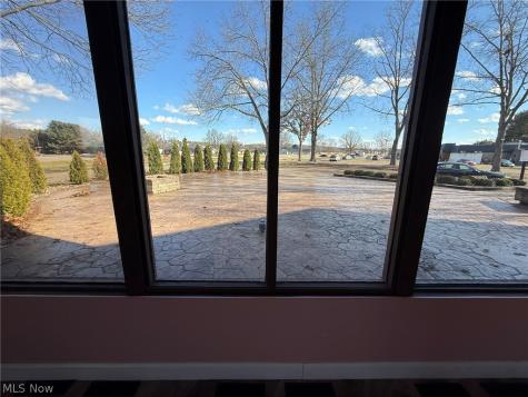 10804 Wilkshire Boulevard NE Bolivar OH 44612