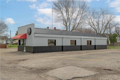 2108 Fremont Place SW Canton OH 44706