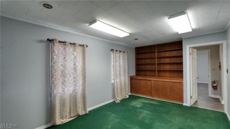 126 N 9th Street Cambridge OH 43725