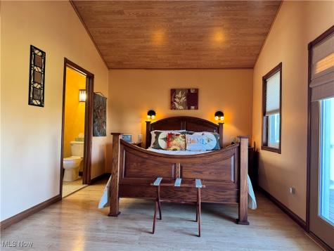 6041 Township Road 310 Millersburg OH 44654