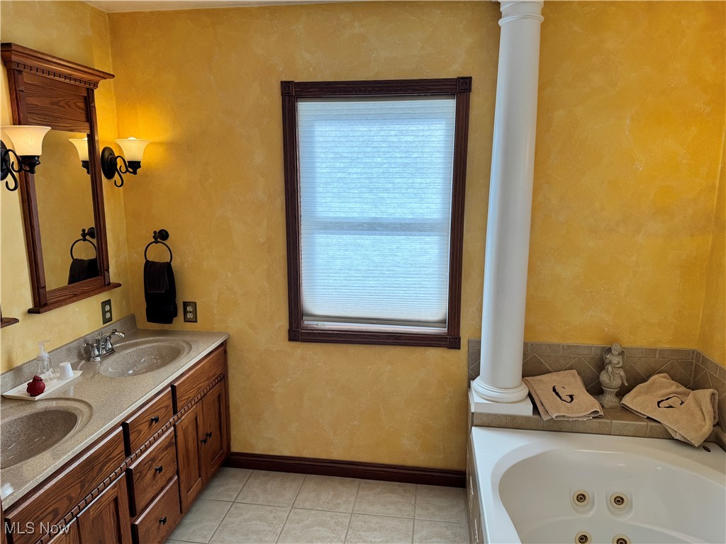 6041 Township Road 310 Millersburg OH 44654