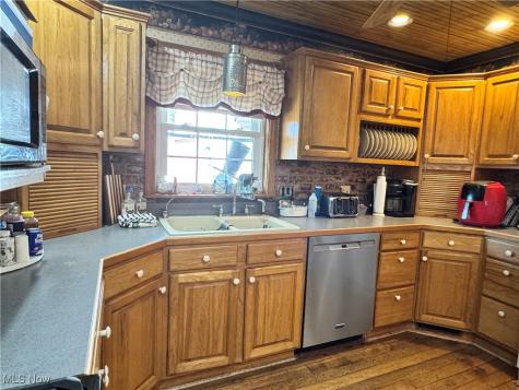 6041 Township Road 310 Millersburg OH 44654