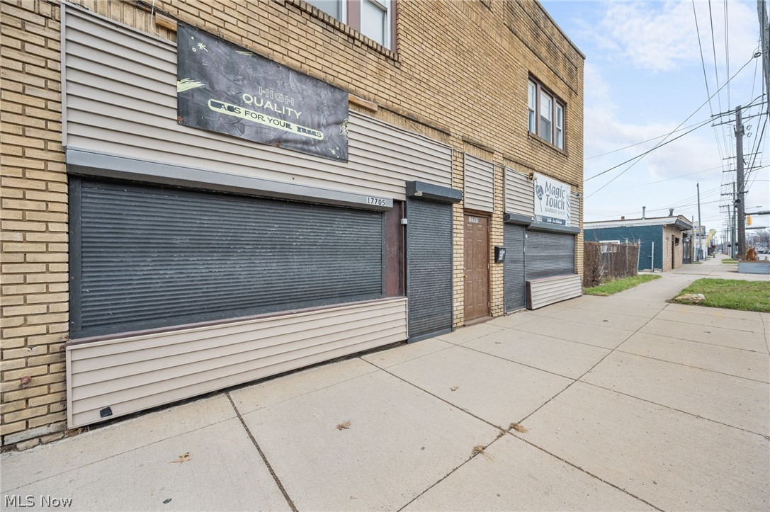 17705 Euclid Avenue Cleveland OH 44112