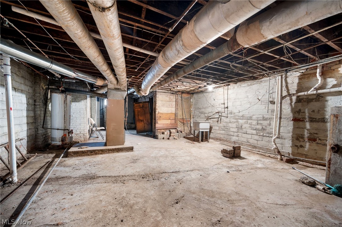 17705 Euclid Avenue Cleveland OH 44112