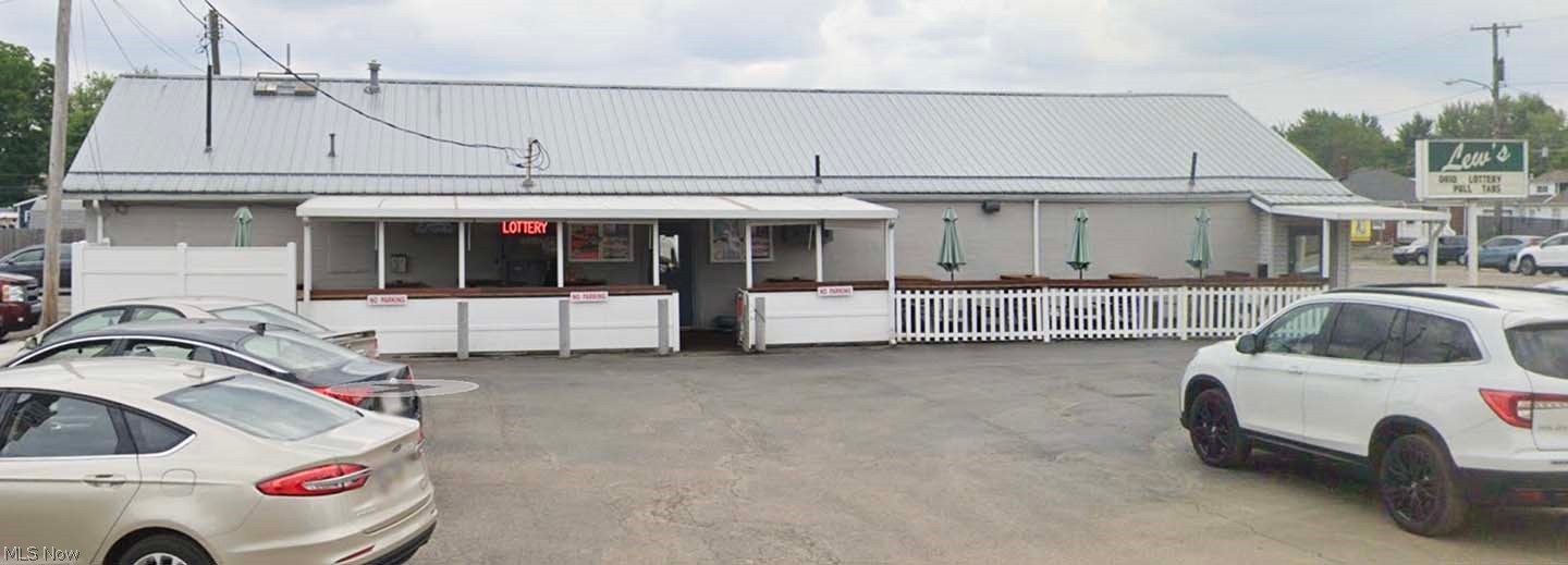 3238 Lincoln Way E Massillon OH 44646