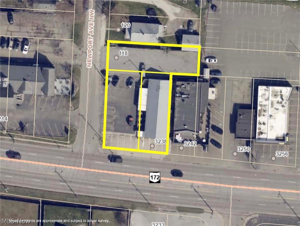 3238 Lincoln Way E Massillon OH 44646