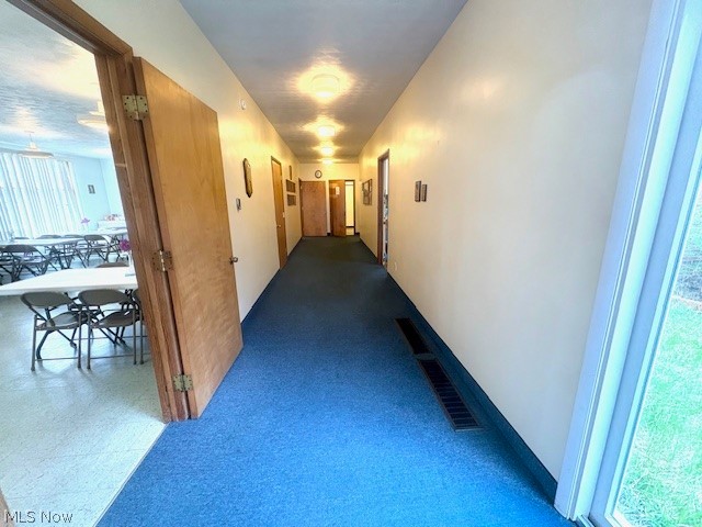 1951 Parkman Road Warren OH 44485