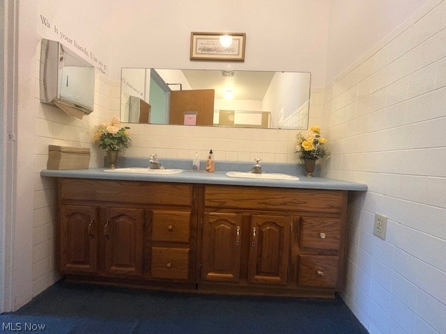 1951 Parkman Road Warren OH 44485