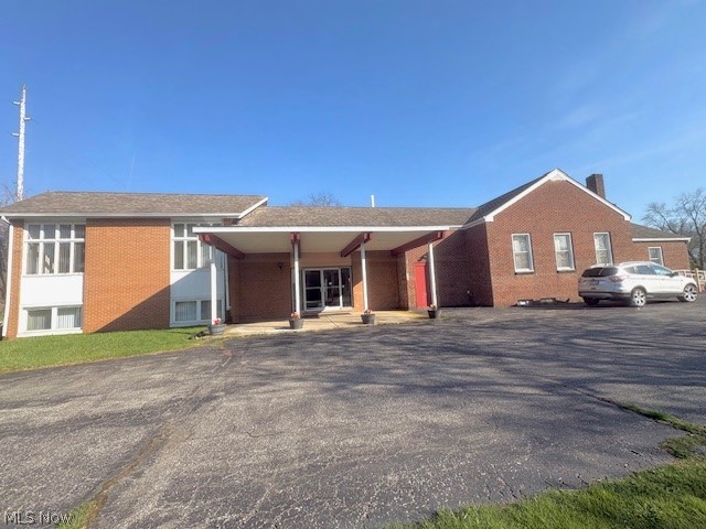 1951 Parkman Road Warren OH 44485