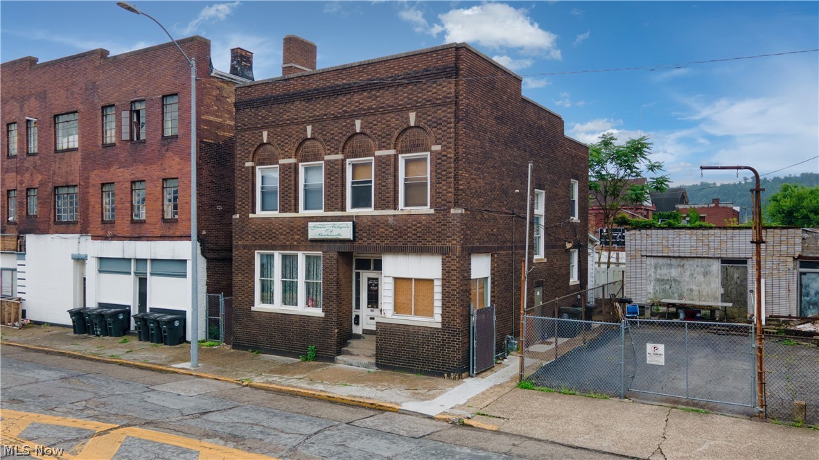 406 Adams Street Steubenville OH 43952