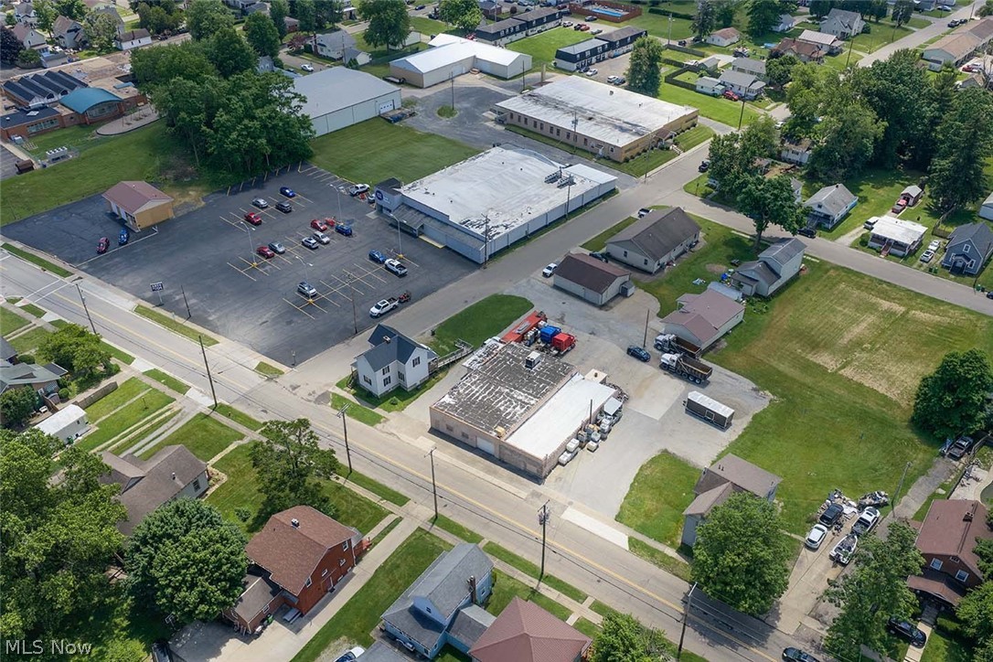 514 Trenton Avenue Uhrichsville OH 44683