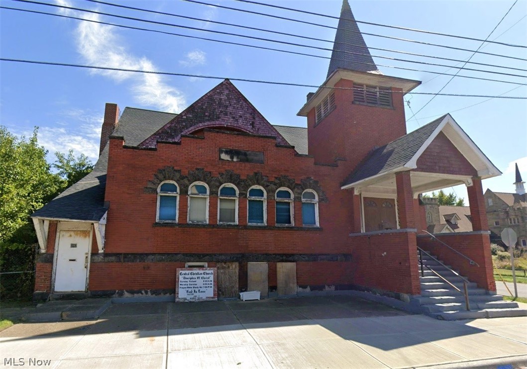 10515 Helena Avenue Cleveland OH 44108