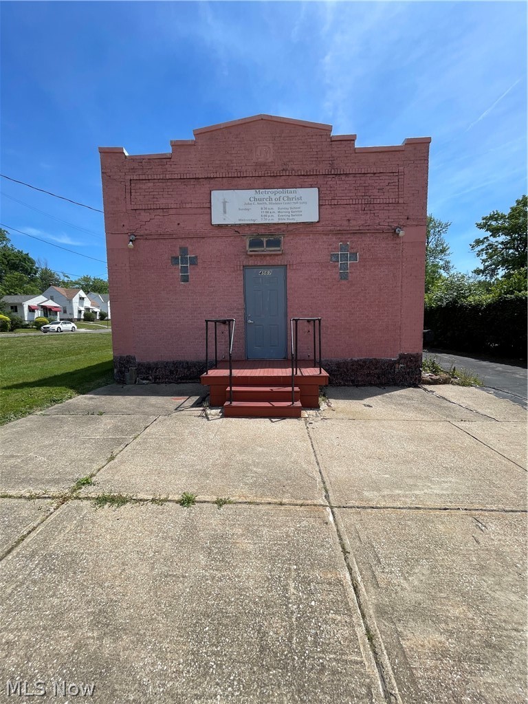 4567 Lee Road Cleveland OH 44128