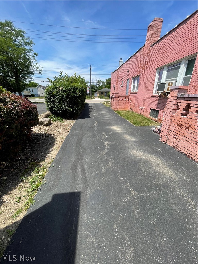 4567 Lee Road Cleveland OH 44128