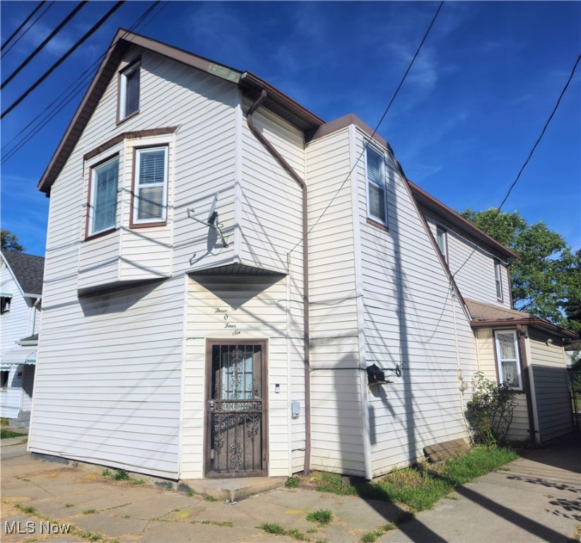 3046 Sackett Avenue Cleveland OH 44109