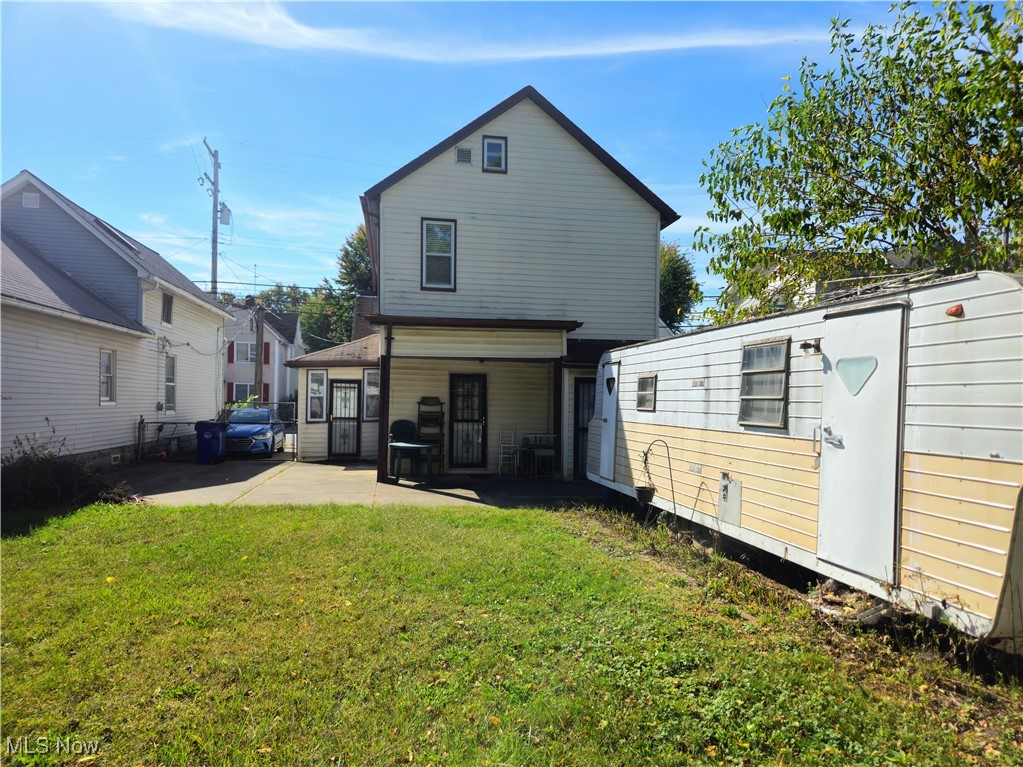 3046 Sackett Avenue Cleveland OH 44109