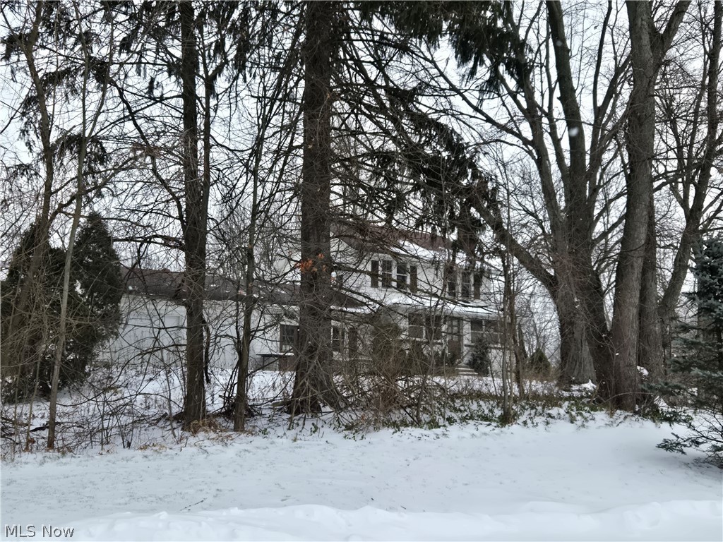 1441 E Turkeyfoot Lake Road Akron OH 44312