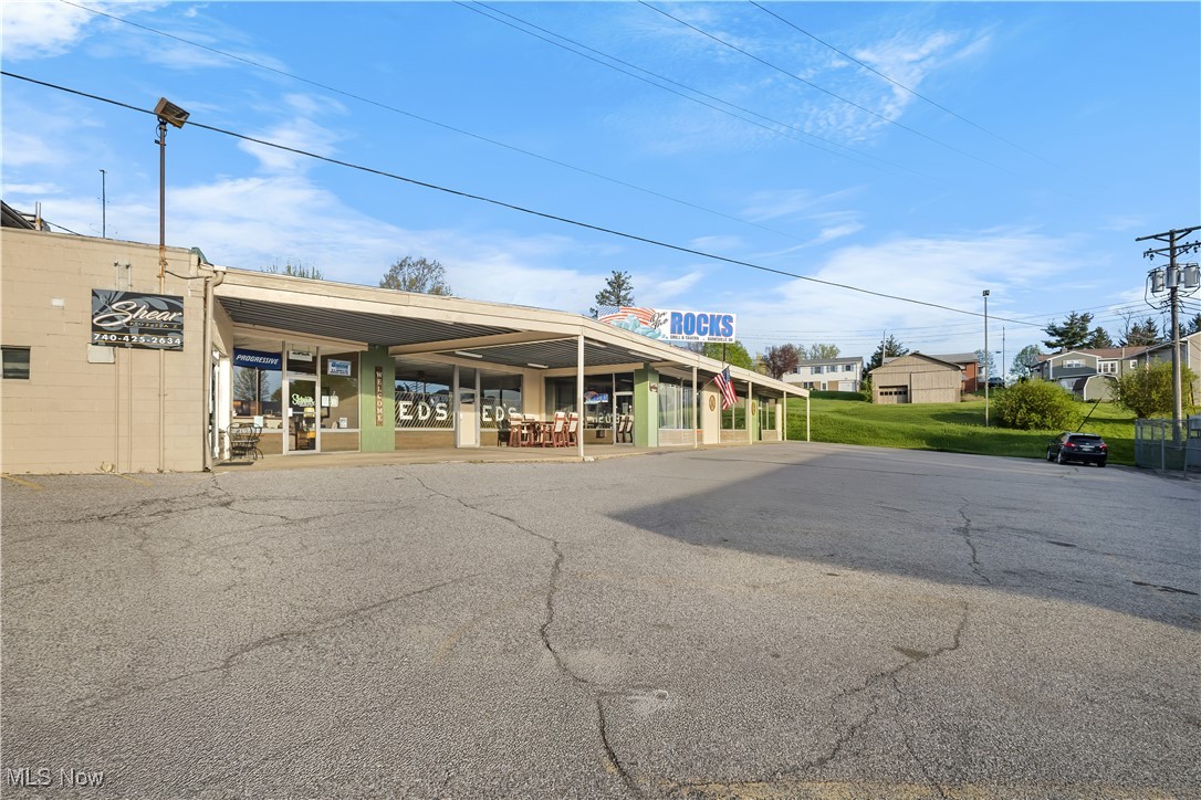 787 E Main Street Barnesville OH 43713
