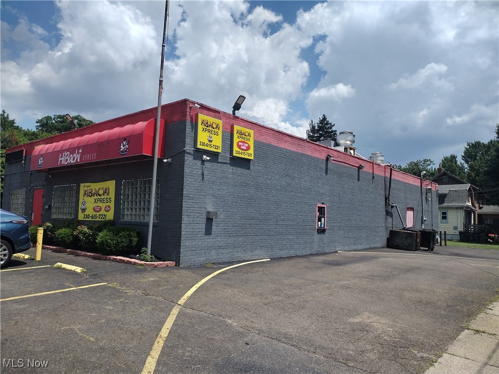 935 Brown Street Akron OH 44311