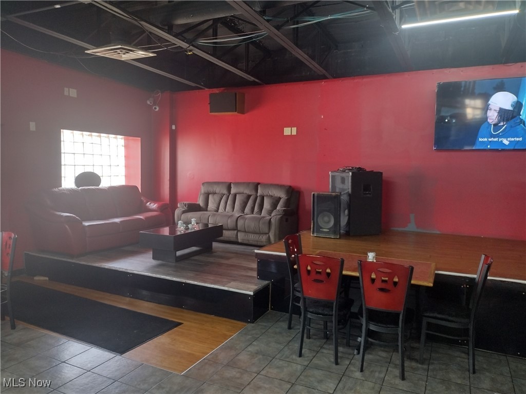 935 Brown Street Akron OH 44311