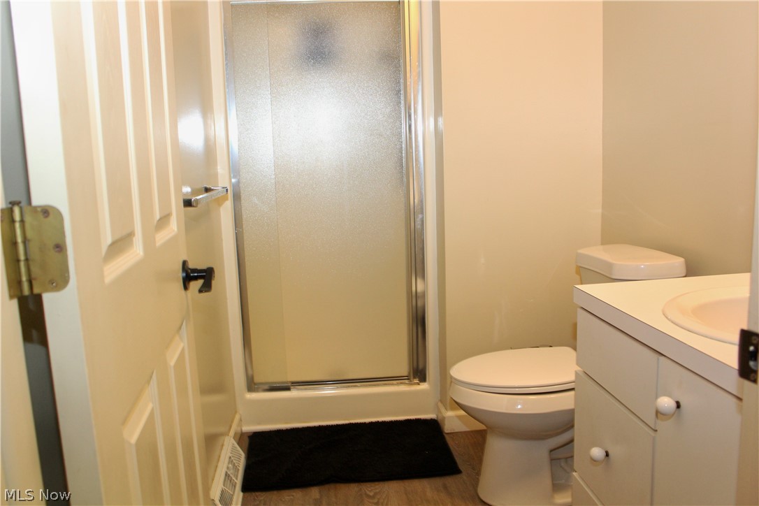 1455 Parkman Road NW Warren OH 44485