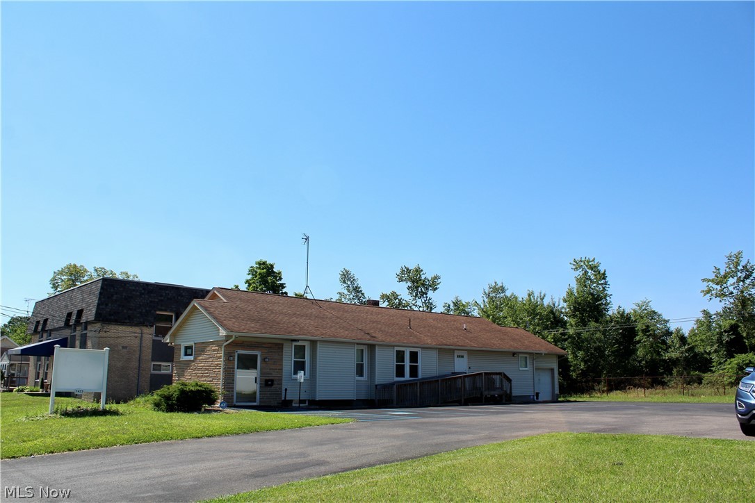 1455 Parkman Road NW Warren OH 44485