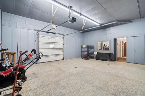 4711 State Road Cleveland OH 44109