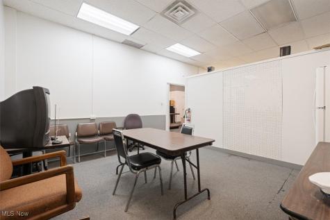 4711 State Road Cleveland OH 44109