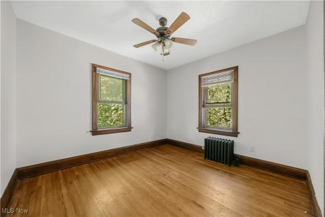 598 Blaine Avenue Akron OH 44310