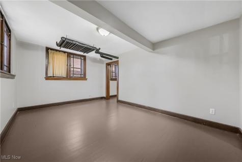 598 Blaine Avenue Akron OH 44310