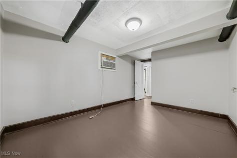 598 Blaine Avenue Akron OH 44310