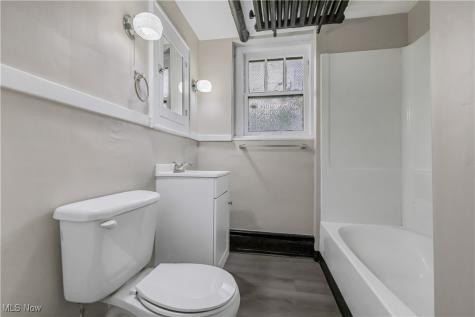 598 Blaine Avenue Akron OH 44310