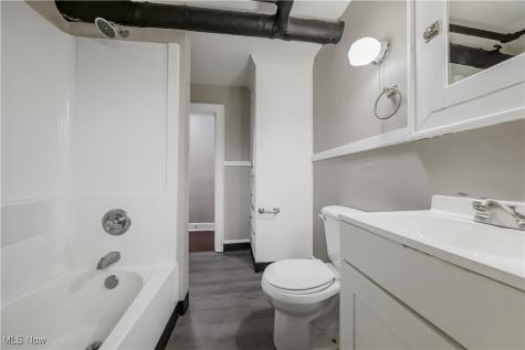 598 Blaine Avenue Akron OH 44310