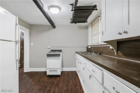 598 Blaine Avenue Akron OH 44310