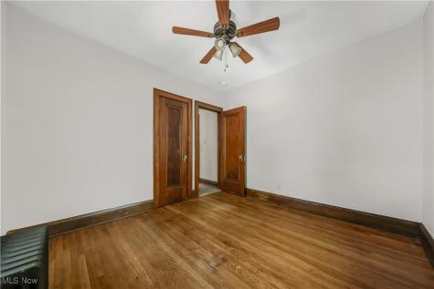 598 Blaine Avenue Akron OH 44310