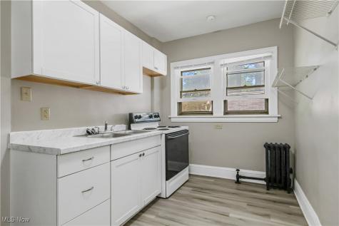 598 Blaine Avenue Akron OH 44310