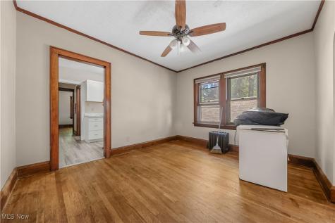 598 Blaine Avenue Akron OH 44310