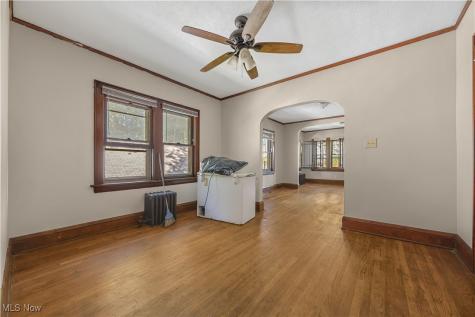 598 Blaine Avenue Akron OH 44310